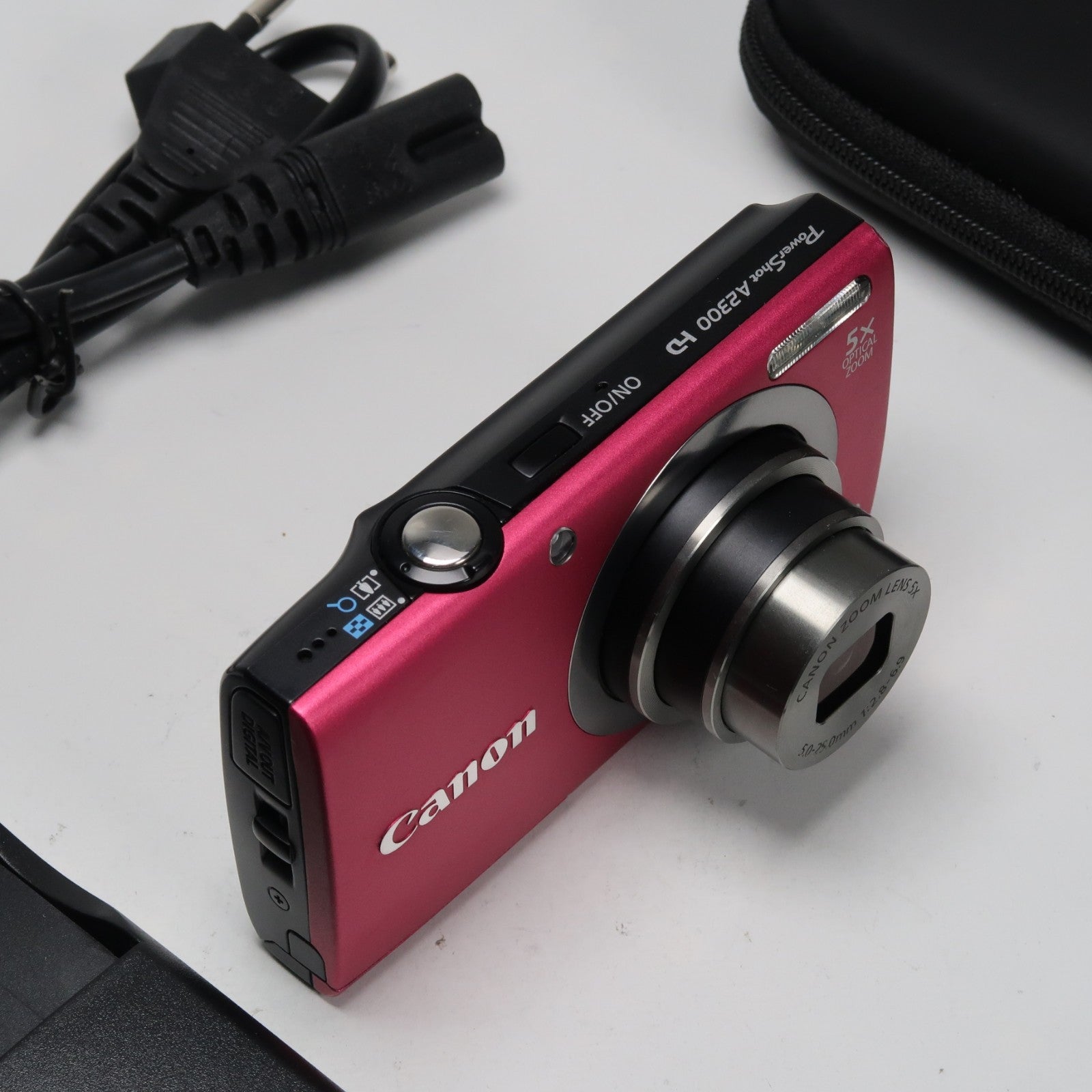 Canon Powershot A2550 HD 16.0MP + Canon Powershot A3200 Digital Cameras Bundle