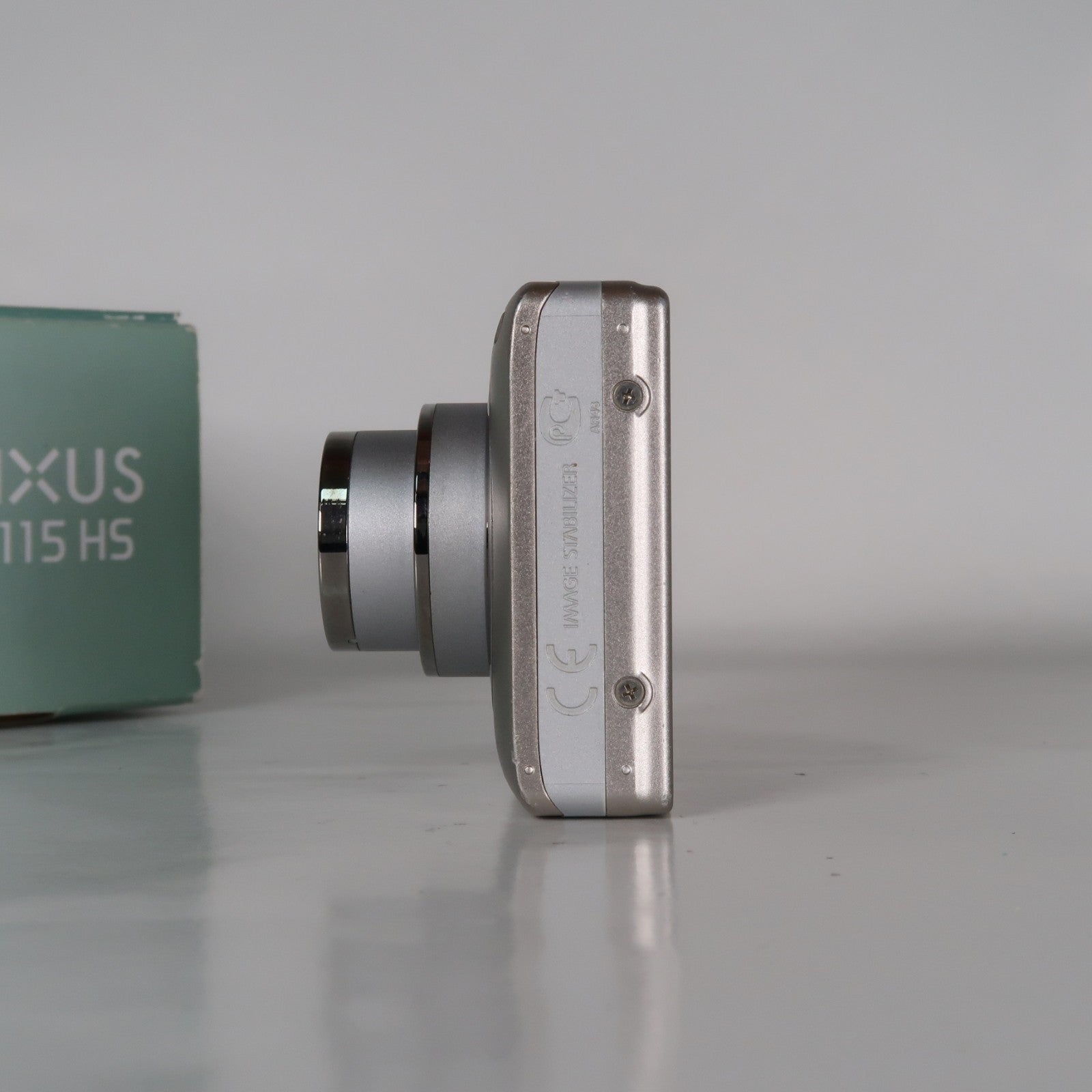 Canon IXUS 115 HS PowerShot ELPH 100 HS 12.1MP 4x Digital Camera Silver – Very Good Condition