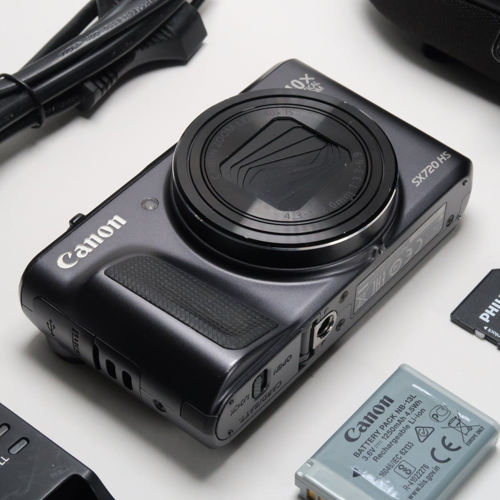 Canon PowerShot SX720 HS 20.3MP Digital Camera – Black – 40x Zoom + Case + SD 32GB