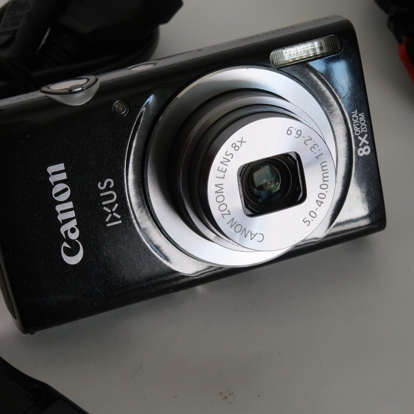 Canon IXUS 145 / ELPH 135 16.0MP Digital Camera Black – With SD Card 4GB &amp; Case