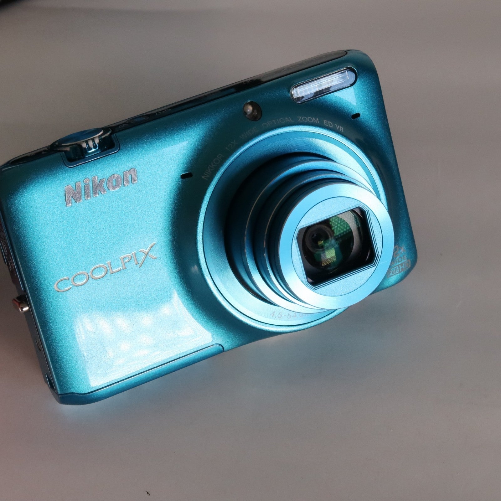 Nikon Coolpix S6500 16.0MP Compact Digital Camera – Blue, Complete Kit – Tested