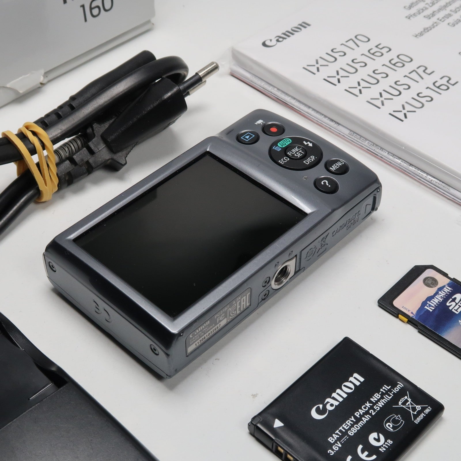 Sony Cyber-shot DSC-W800 20.1MP + Canon IXUS 160 Silver Digital Cameras Bundle