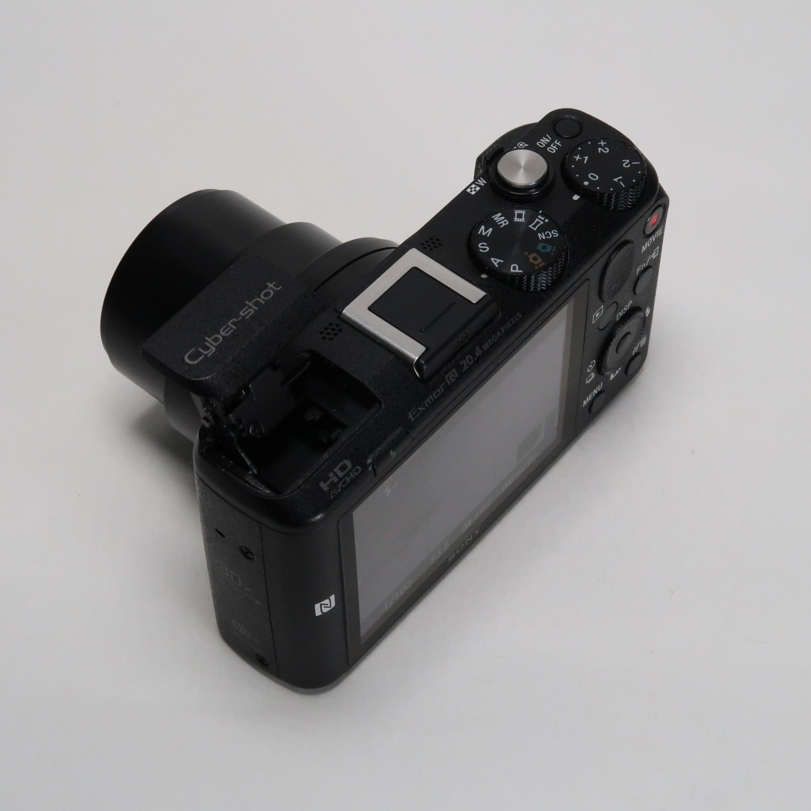 Sony CyberShot DSC-HX60V 20.4MP – Black – 30x Zoom + Case + 32GB SD Card