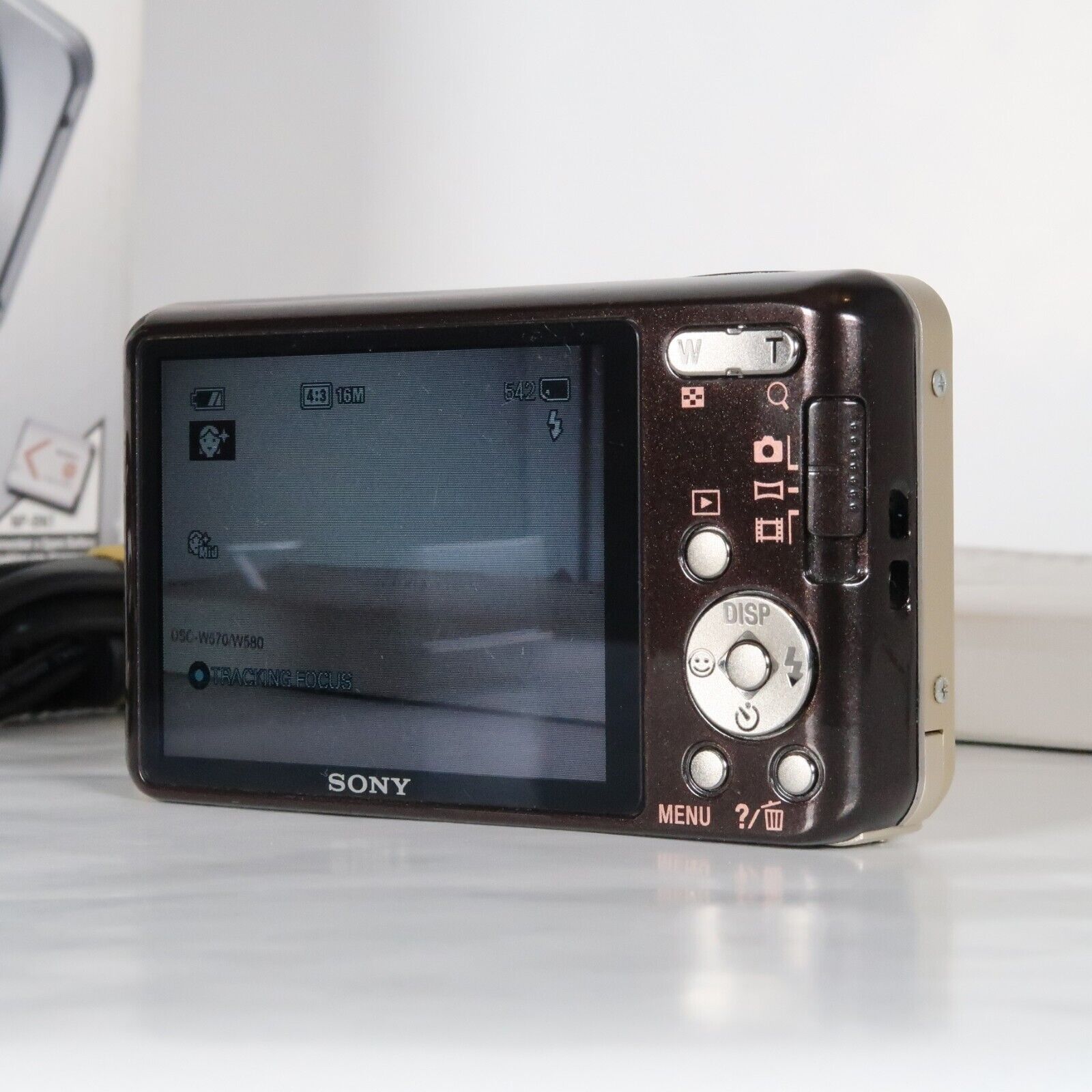 Sony Cyber-Shot DSC-W570 16.1MP 5x Digital Camera Gold – Very Good