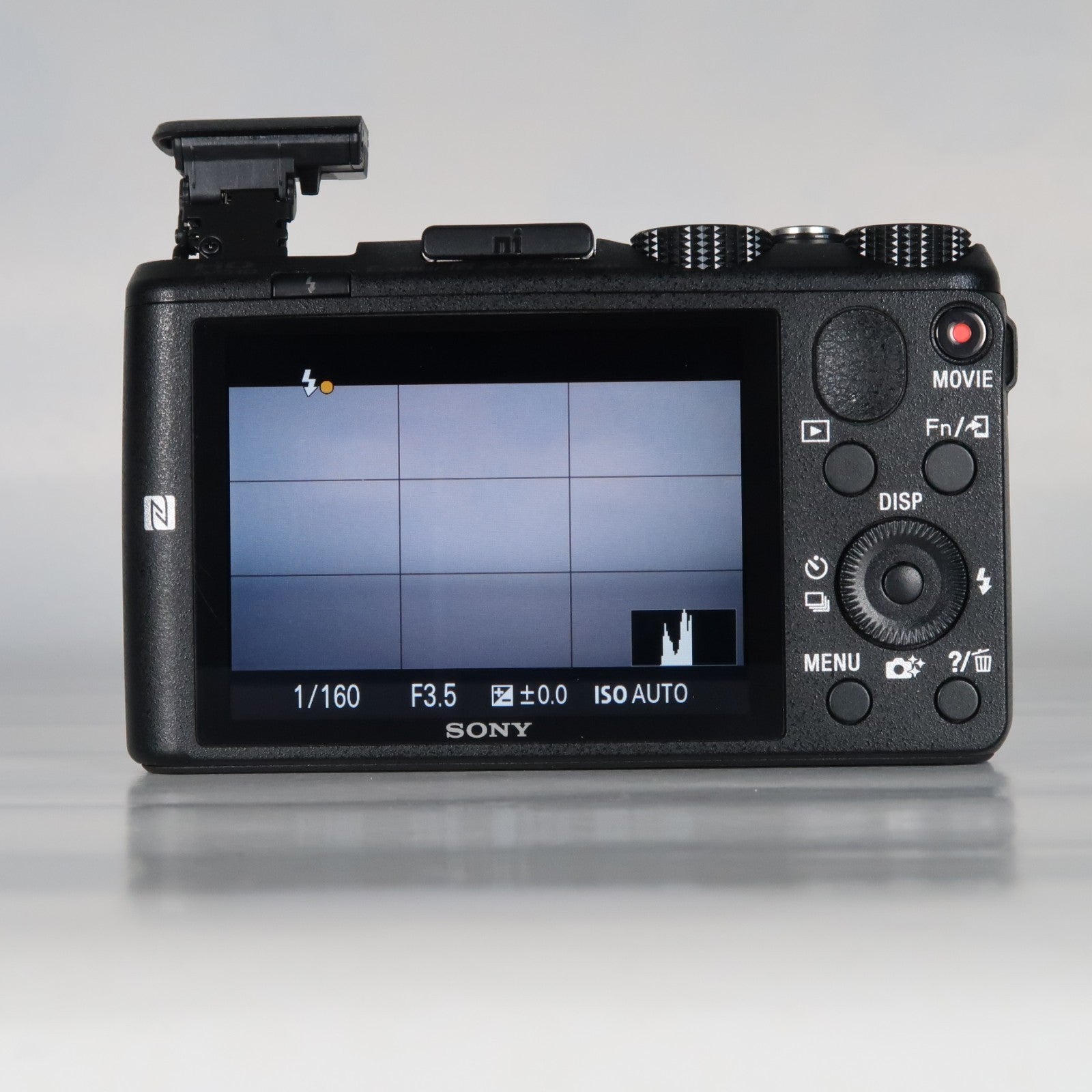 Sony CyberShot DSC-HX60V 20.4MP – Black – 30x Zoom + Case + 32GB SD Card
