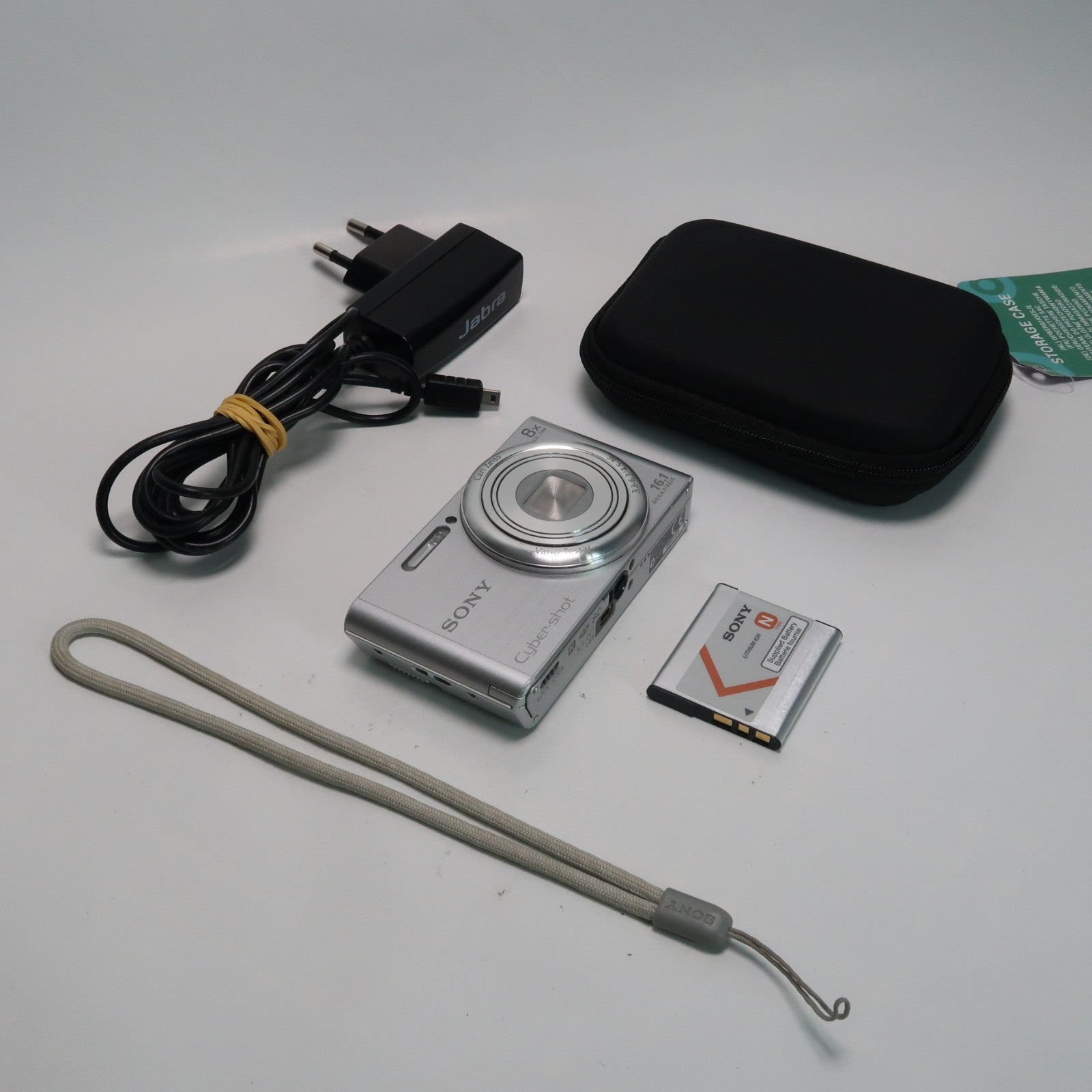 Sony Cyber-shot DSC-W730 16.1MP 8x + Canon IXUS 185 – Bundle Deal