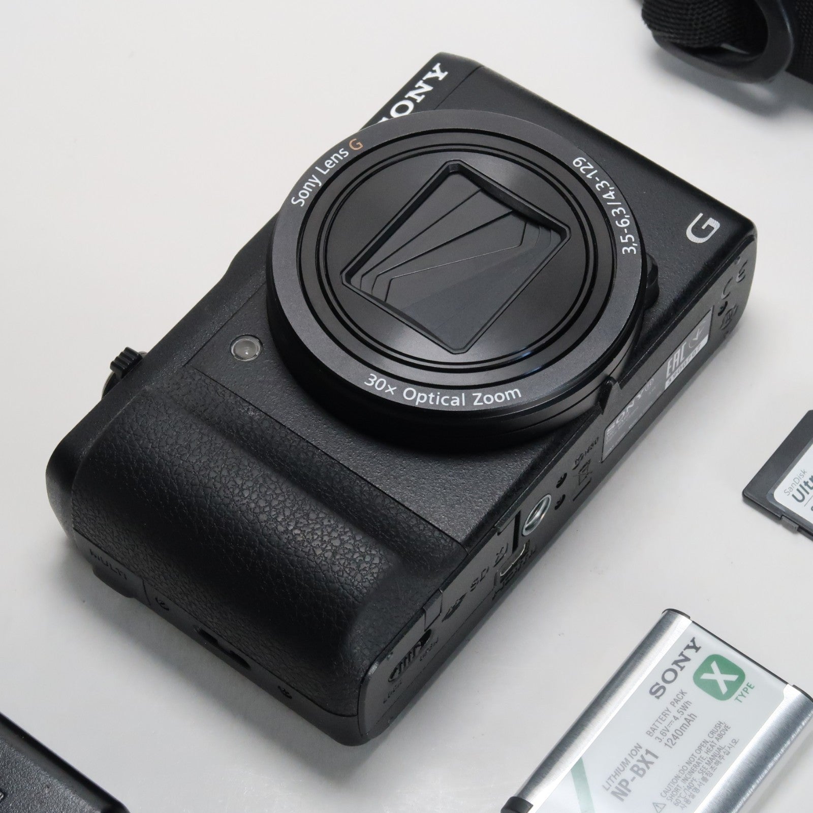 Sony CyberShot DSC-HX60V 20.4MP – Black – 30x Zoom + Case + 32GB SD Card