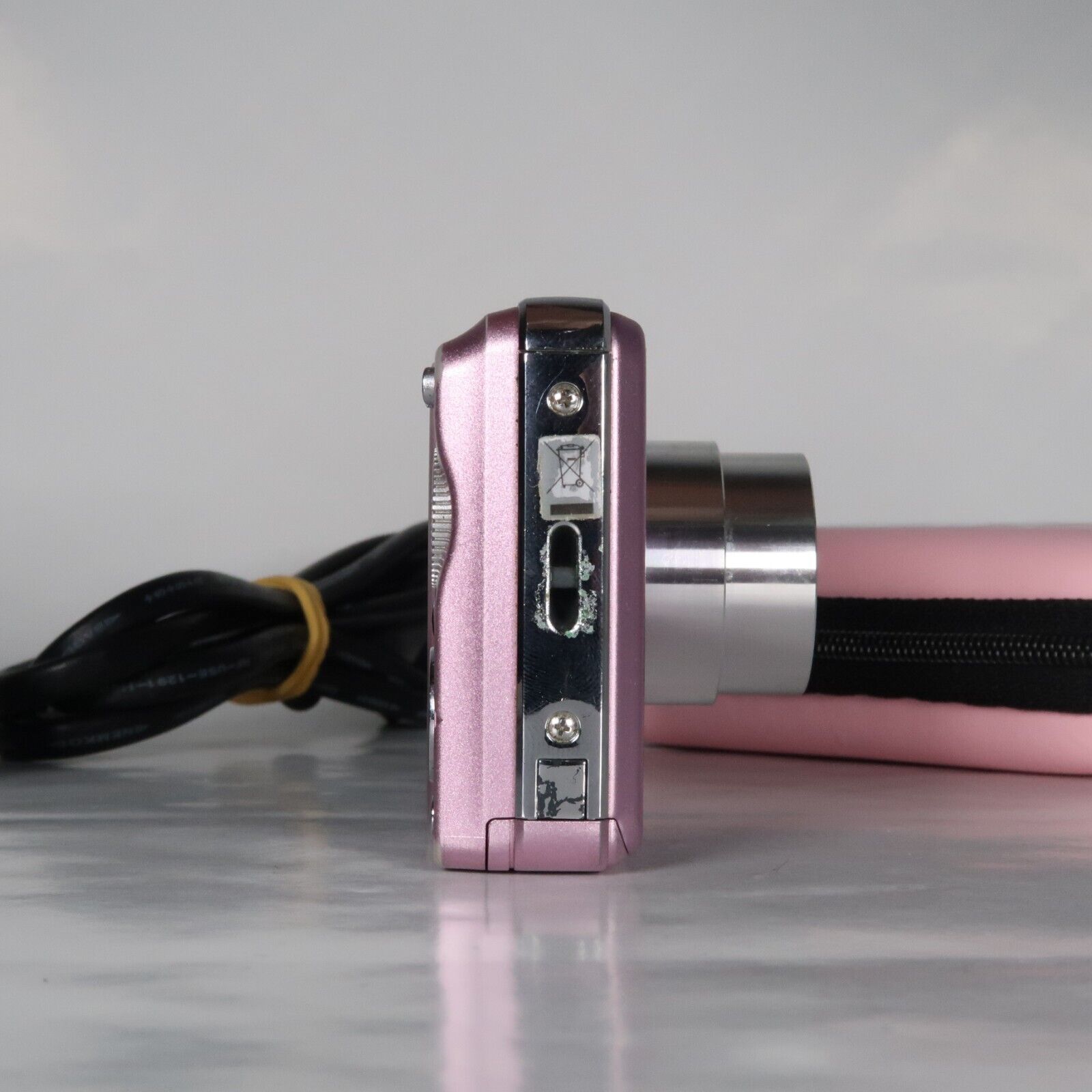 Sony Cyber-shot DSC-W210 12.1MP Digital Camera Pink – Excellent Condition