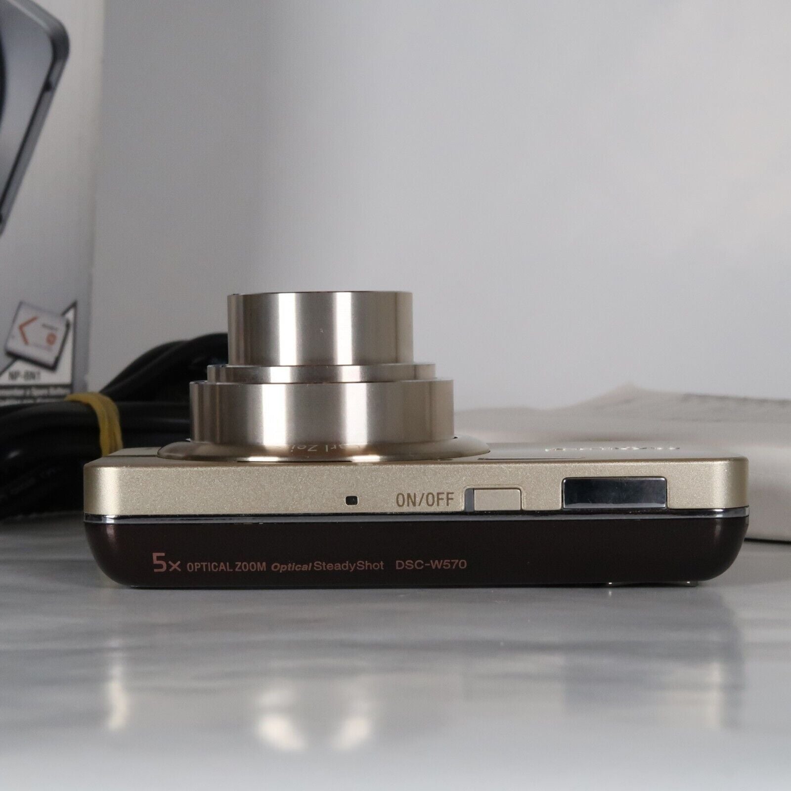 Sony Cyber-Shot DSC-W570 16.1MP 5x Digital Camera Gold – Very Good