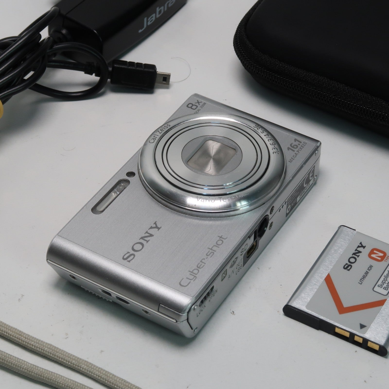 Sony Cyber-shot DSC-W730 16.1MP 8x + Canon IXUS 185 – Bundle Deal