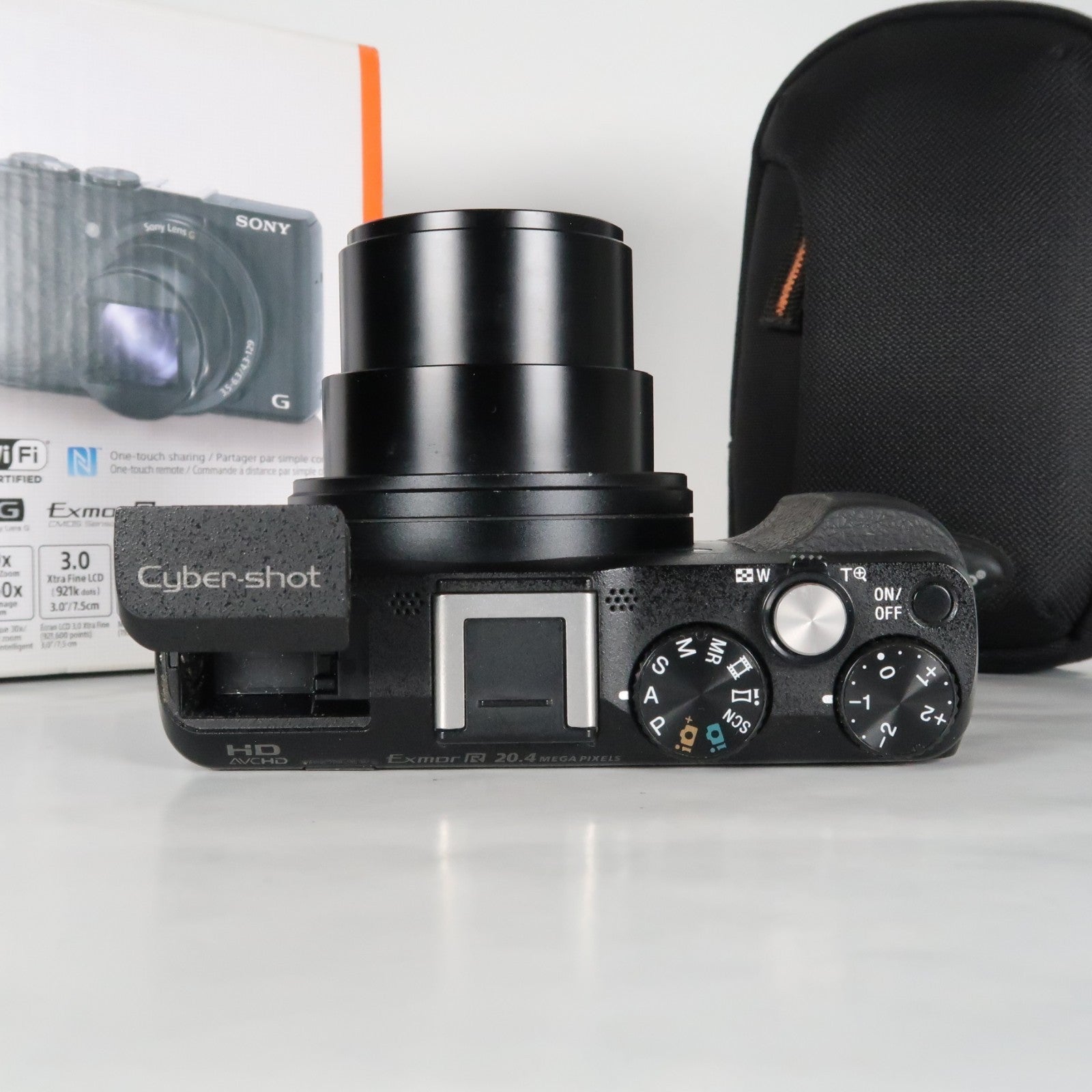 Sony CyberShot DSC-HX60V 20.4MP Digital Camera – Boxed, with Case &amp; 32GB SD Card
