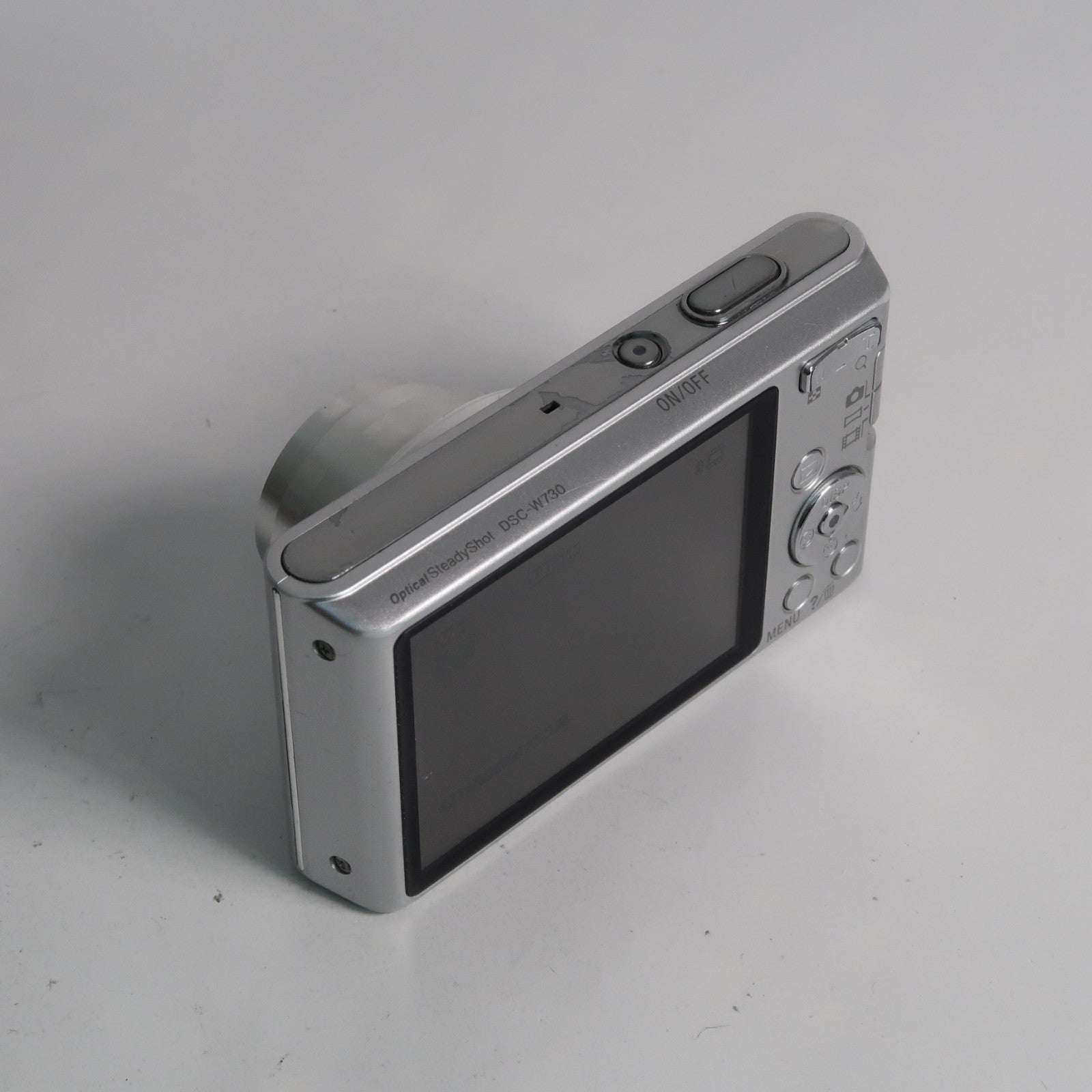 Sony Cyber-shot DSC-W730 16.1MP 8x + Canon IXUS 185 – Bundle Deal