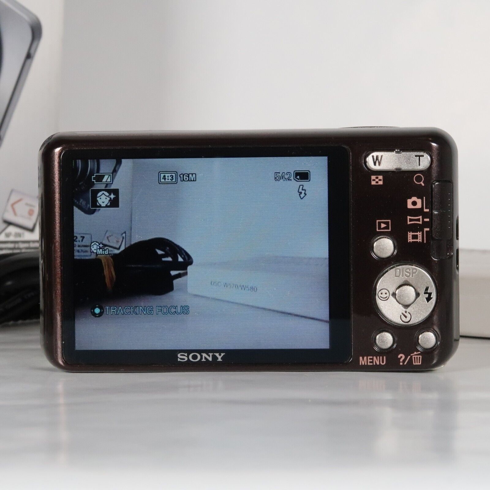 Sony Cyber-Shot DSC-W570 16.1MP 5x Digital Camera Gold – Very Good