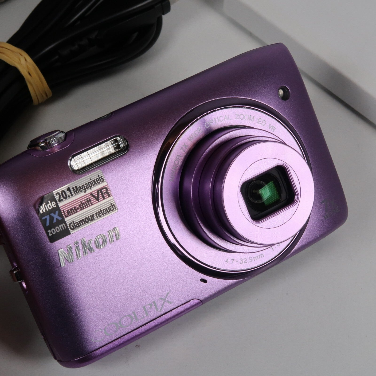 Nikon CoolPix S3500 20.1MP Digital Camera Purple – Mint Condition, Original Packaging